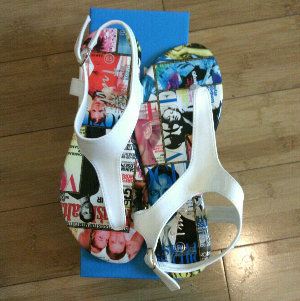 Ankle wrap sandals